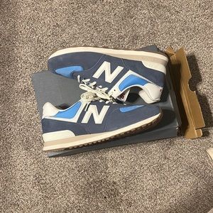 new balance 574 blue